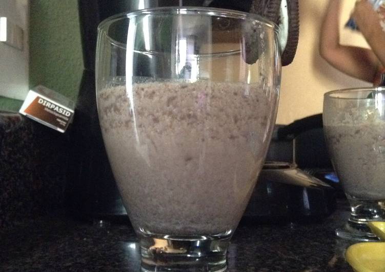 Recipe of Any-night-of-the-week Oreo Frappe