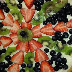 A picture of Fruit pizza.