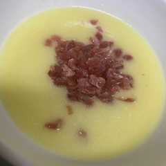 Una foto de Sopa de melón con jamón salado con el robot (Lidl) monsieur cuisine plus