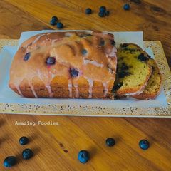 A picture of Blueberry Yogurt Cake.