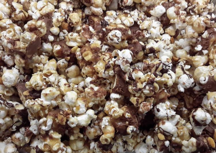 Recipe of Homemade Snicker Candy Popcorn