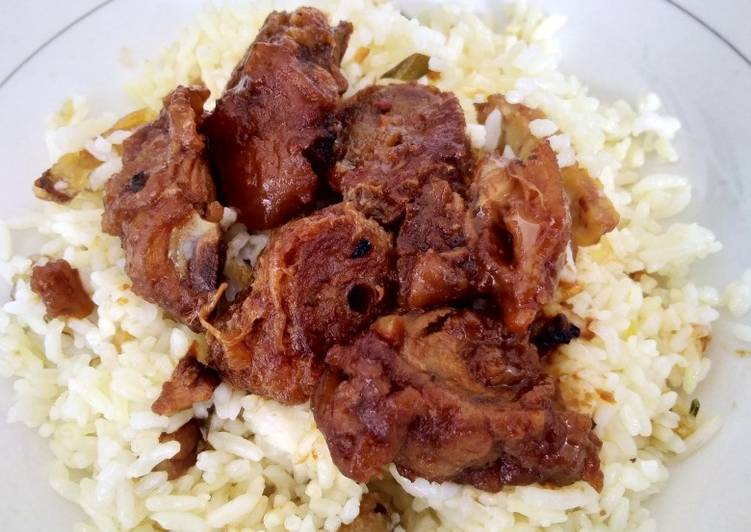 Nasi goreng daun jeruk