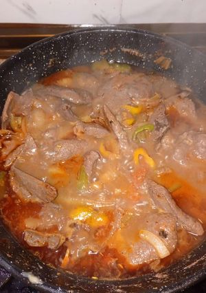 Foto principal de Hígado de Ternera Encebollado en Salsita
