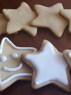 Una foto de Galletas de mantequilla glaseadas