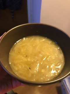 A picture of Onion soup.