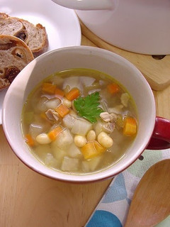 A picture of Chicken Curry Soup with Soy Beans and Chicken.