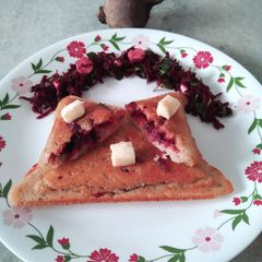 A picture of No guilt Beetroot Sandwich.