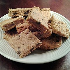 A picture of Cashew Butter Brownie Chip Bars.