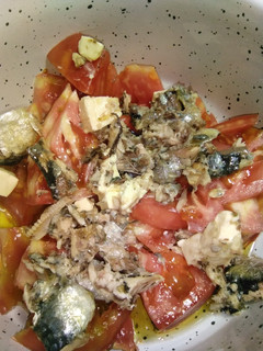 Una foto de Ensalada vasca de sardinas