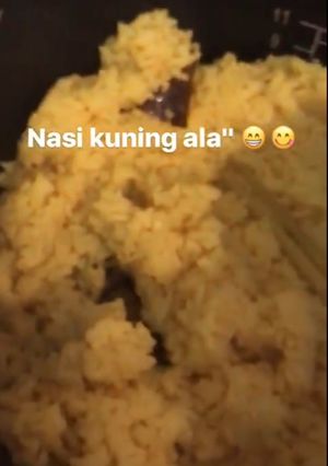 Foto resep Nasi kuning rice cooker