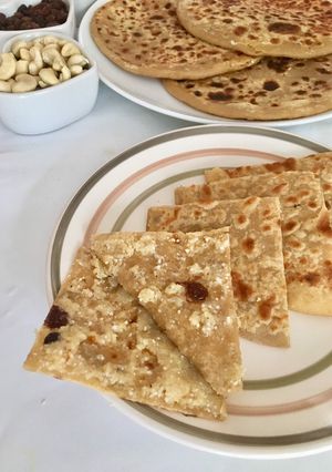 A picture of Rice mawa paratha.