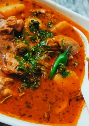 A picture of Aloo chicken kadhi.