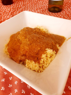 Una foto de Secreto ibérico en salsa de nísperos con jengibre