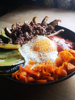 Una foto de Bibimbap coreano!!
