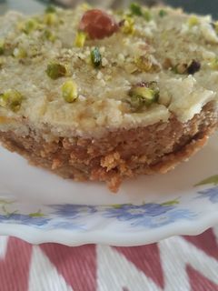 गाजर हलवा डिलाईट (gajar halwa delight recipe in martahi) रेसिपी चे मुख्य फोटो