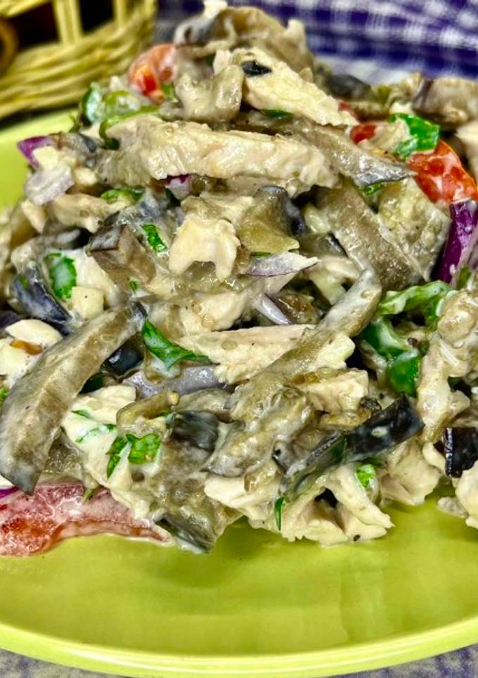 Готую такий салат кожного дня/Салат з баклажанів та куркою/Смачний салат до вашого столу