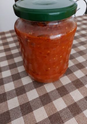O poză a rețetei Zacusca fără coacere.