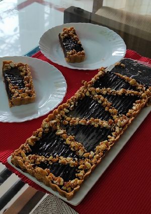 A picture of Chocolate Praline Tart.