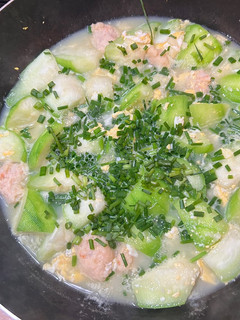 蝦滑炒蛋燜絲瓜 的食譜成品照片