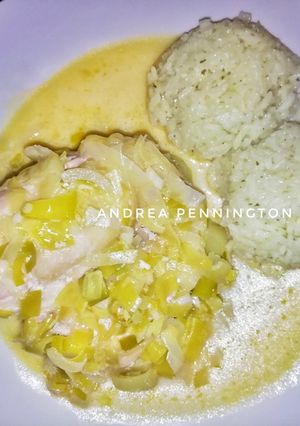 Una foto de Pollo en crema con puerros