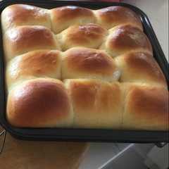 A picture of Tear bread / Roti sobek thangzong method.