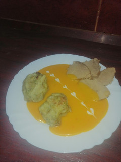 Vadas zsemlegombóccal recept fotója