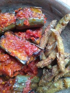 Foto resep Balado terong dan ikan punteng goreng kering