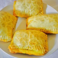 A picture of Chicken pie.