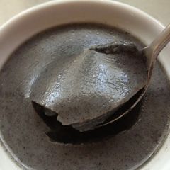 A picture of Black Sesame Seeds Pudding in 5 Minutes.