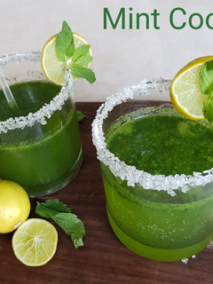 A picture of Mint Cooler / Mint mocktail.
