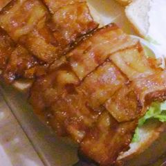 A picture of Bacon Weave.