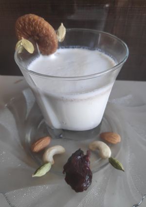 A picture of Dry fruit Milk Shake🥛.