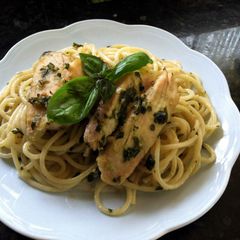 A picture of Creamy Chicken Pesto Pasta.
