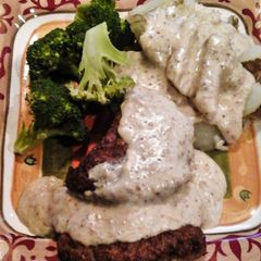 A picture of Garlicky Chicken Fried Steak.