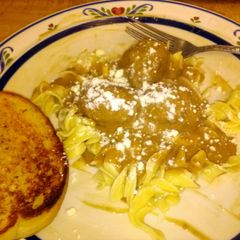 A picture of Swedish meatballs.