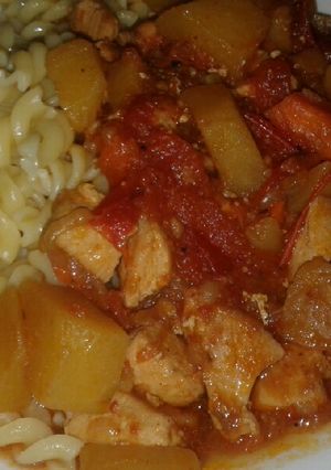 A picture of Chicken Paprikash.