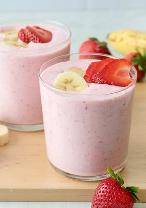 Foto resep Strawberry Banana Smoothies