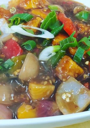A picture of Chilli paneer gravy.