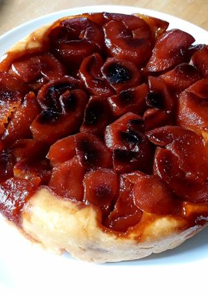 A picture of Tarte Tatin.