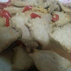 A picture of Chinese garlic pork.