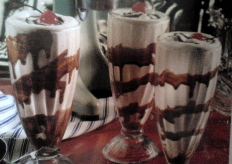 Recipe of Homemade Chocolate Swirl Milkshakes