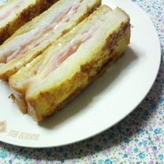 A picture of Good All the Way to the Crusts! Simple Sandwich.