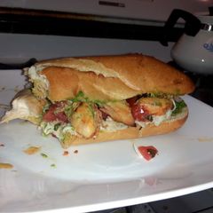 bruschetta chicken sandwhich A picture of bruschetta chicken sandwhich.