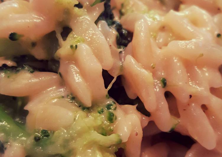 Easy Way to Make Tasty Cheesy broccoli orzo side dish