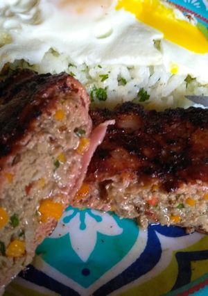 Una foto de Burguer caseras con tocino!... panceta 😁