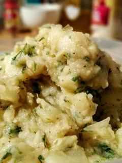 A picture of Party potato salad.