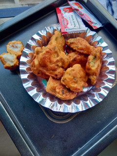 A picture of Idli pakodi.