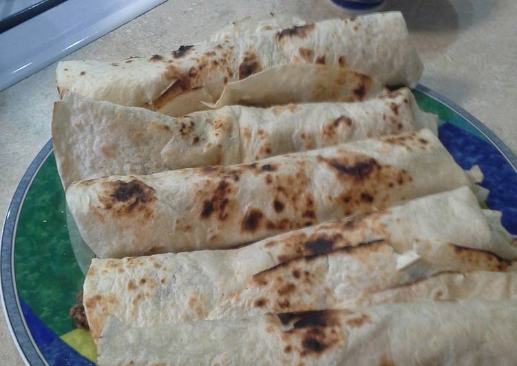 How To Make Your Potato and Ground Beef Burritos