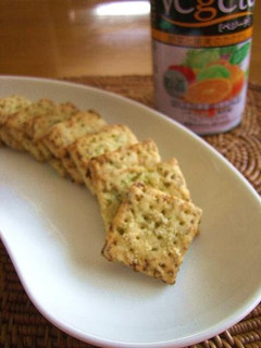 A picture of Crackers With Lots of Cabbage.