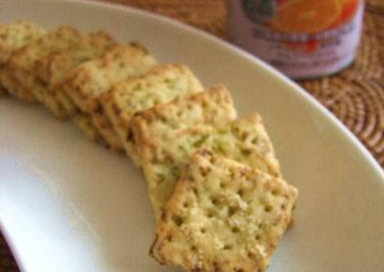 Easiest Way to Make Any-night-of-the-week Crackers With Lots of Cabbage